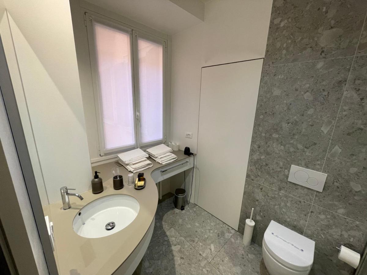 Torino48 Guesthouse Милан Экстерьер фото